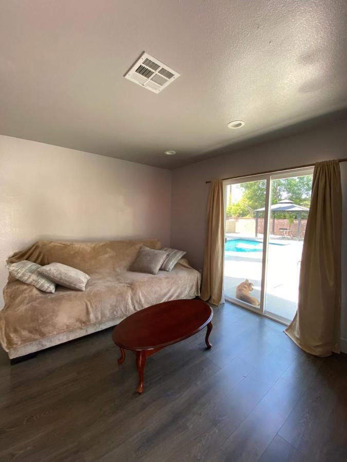 Home Away From Home Los Angeles Exterior photo